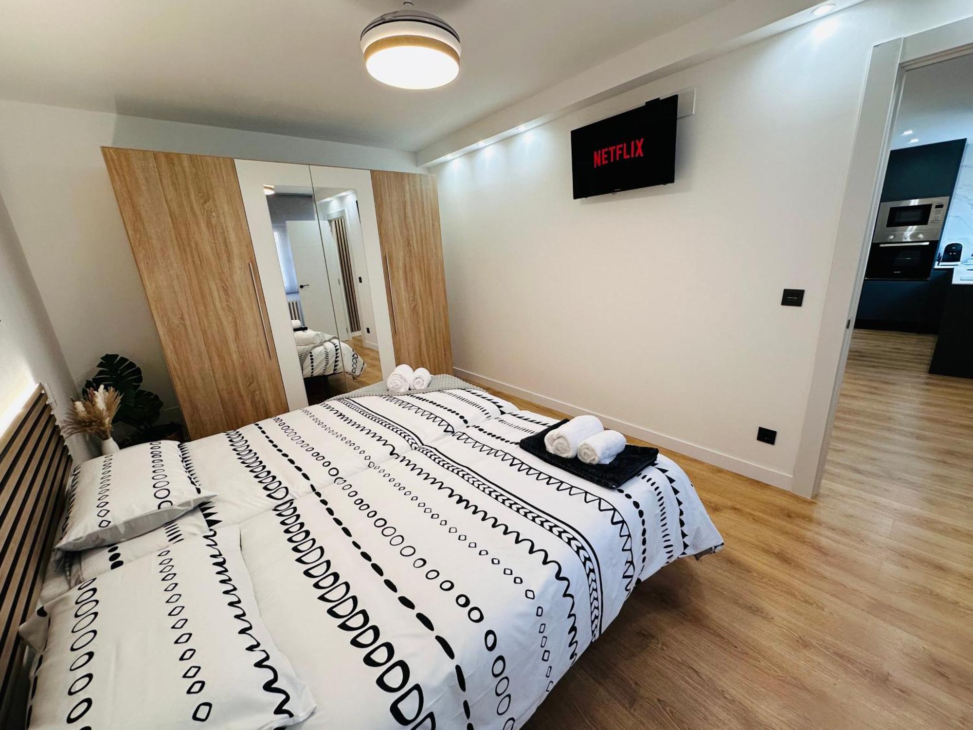 La Plaza Del Pilar Apartment ซาราโกซา ภายนอก รูปภาพ